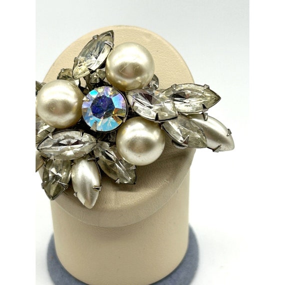 Vtg  Signed Judy Lee Rhinestone Brooch Pearlized … - image 4