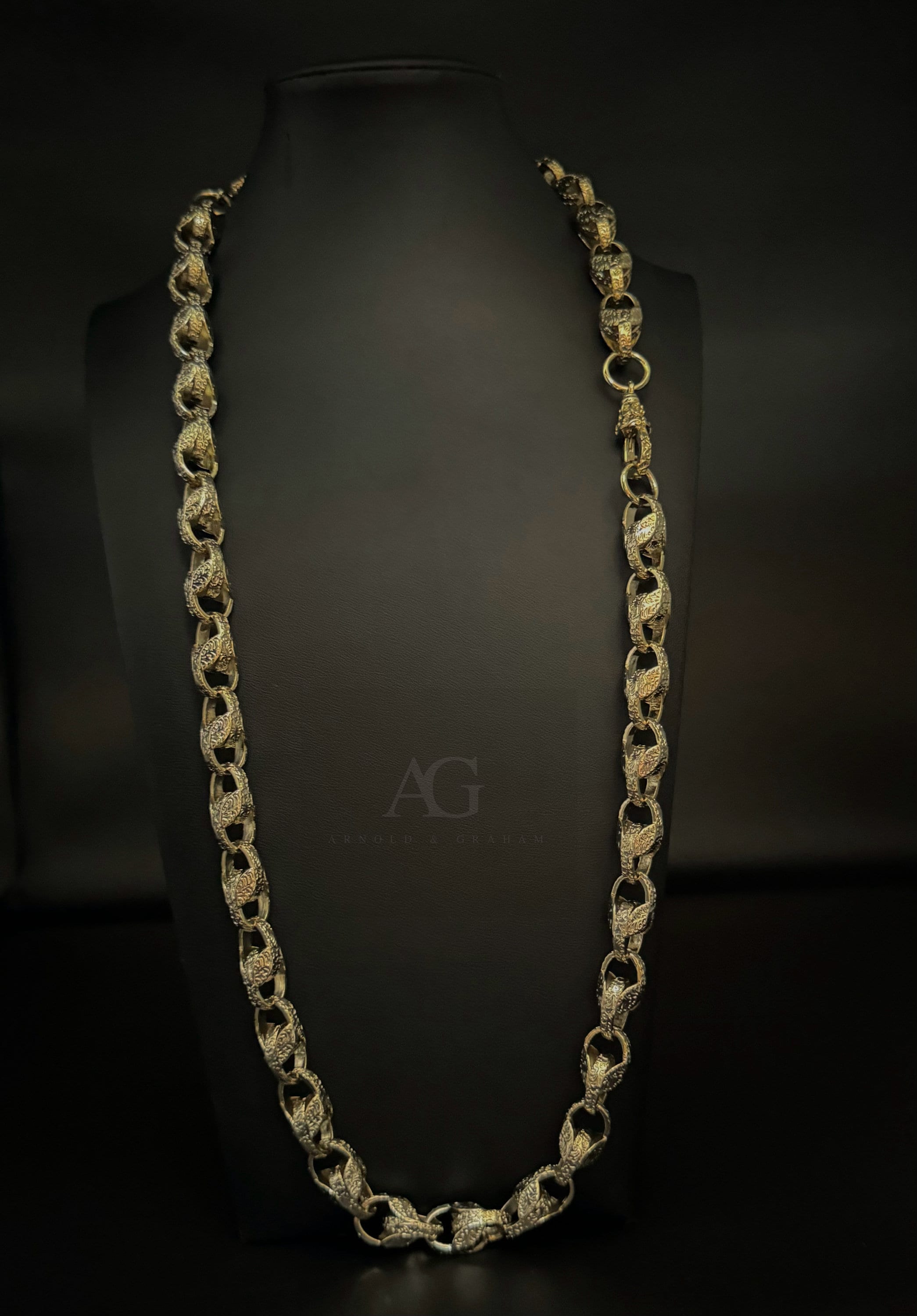 Tulip gold chain discount
