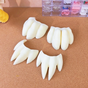 Foam Fursuit Paw Pads Set with Realistic Animal Toes & Fantasy Dragon Claw Base for Cosplay DIY – 2 Pairs EVA Foam Craft Supplies Furry DIY