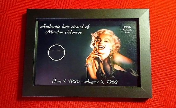 その他 Marilyn Monroe ETERNAL Authentic Relic Authentic Marilyn Monroe Hair Strand Relic (1991 Collection) (COA