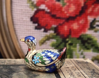 Exquisite Vintage Cloisonné Duck: 1.5-Inch Enamel Treasure
