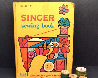 Vintage Singer Sewing Book Yellow cover Groovy Graphics Retro  22L10E08S