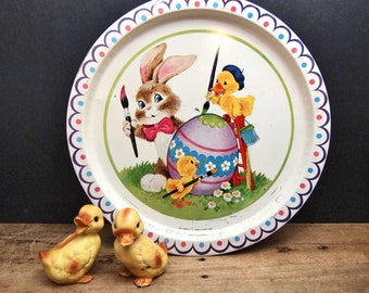 Round Litho Easter Tray JSNY Made in Hong Kong Vintage Tin FM