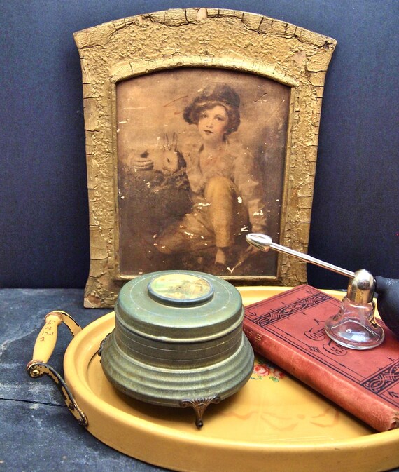 Vintage Victorian Vanity metal Powder Box storage 2… Gem