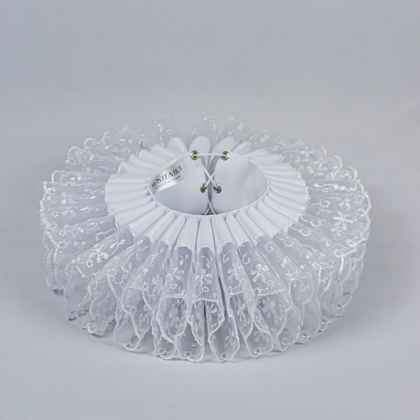 Elizabethan collar - white ruff - lace choker