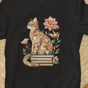 T-shirt chat et livres – T-shirt chat floral et géométrique – Cadeau littéraire pour amoureux des chats, T-shirt livre et fleurs pour lecteurs