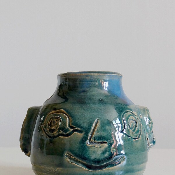 Vase visage anthropomorphe céramique glacée turquoise vintage artisanat
