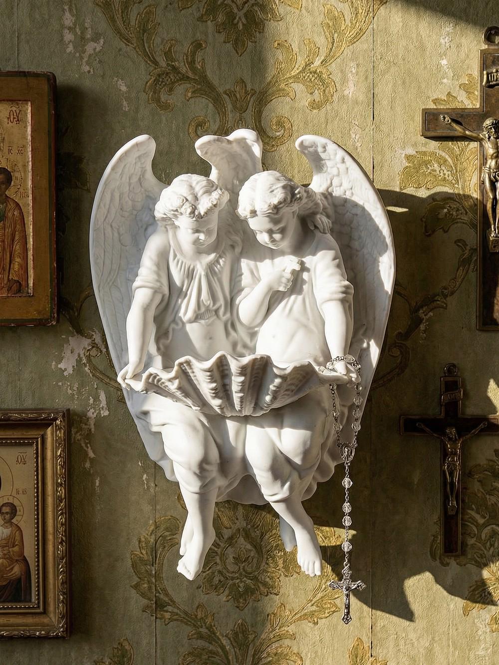 Petite Boîte Décorative Ancienne - En Biscuit Avec Un Angelot Sur Le Couvercle, Occasion