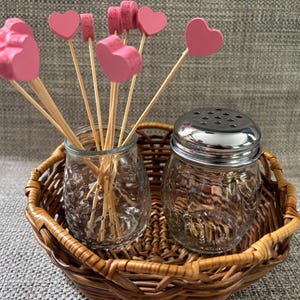 Fine Motor Transfer Montessori Material Party Pick Transfer for Practical Life Lessons Ages 2-6 with Pink Heart Picks and Basket