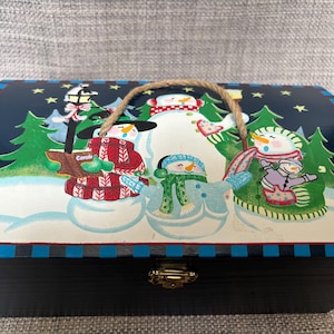 Christmas Winter Theme Opening and Closing Containers in Latch Box with Six Small Containers for Montessori Practical Life Lessons