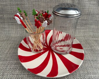 Christmas Theme Montessori Practical Life Material Fine Motor Transfer with Party Picks and Peppermint Ceramic Tray