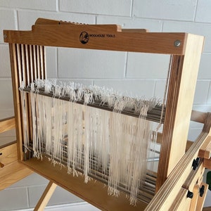 Woolhouse Tools 8-Shaft Norah Table Loom 16 Weaving Width image 8