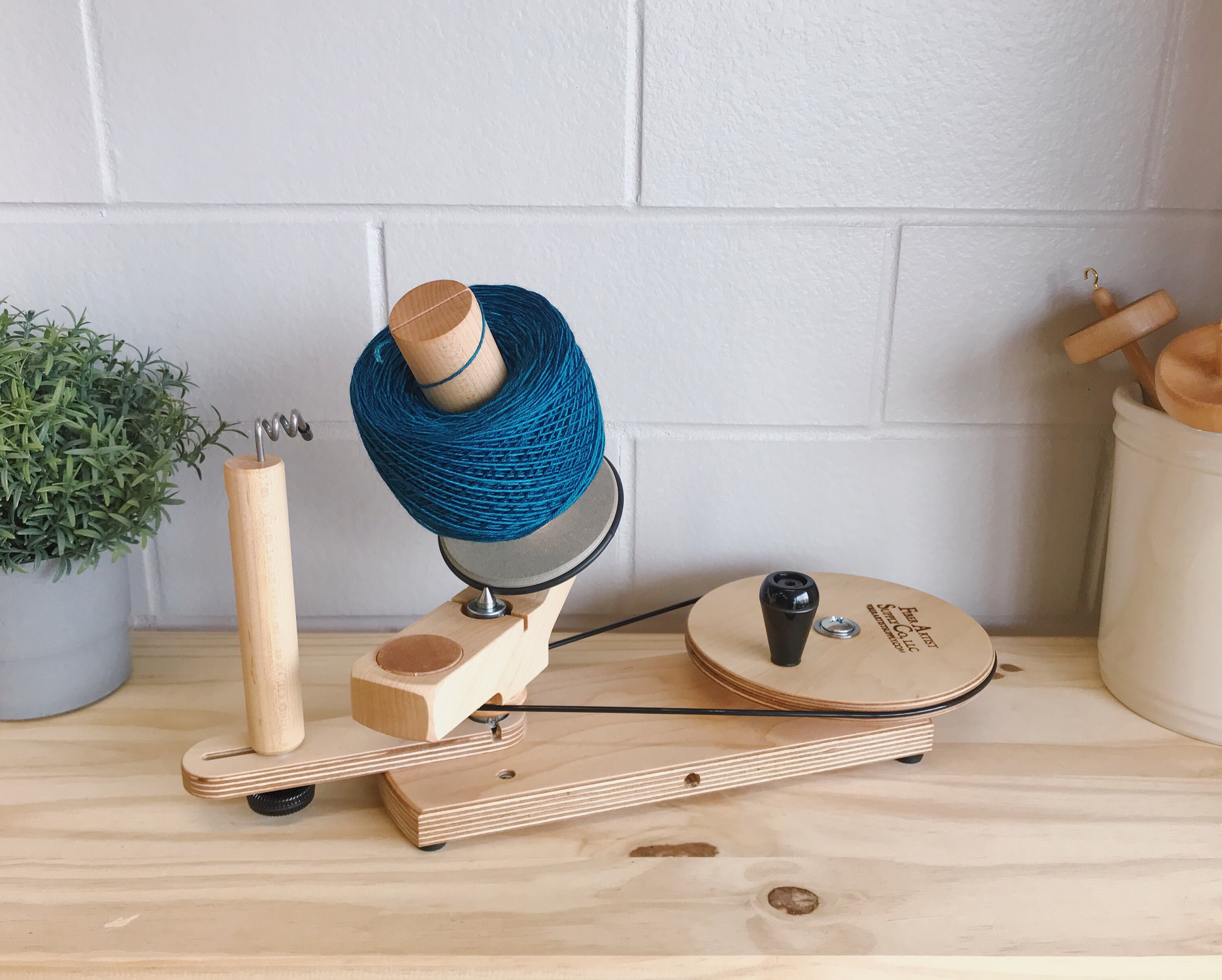 ashford handicrafts - New Ball Winder - smooth and effortless