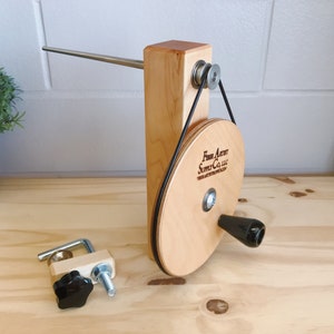 Handcrafted Maple Weavers' Shuttle Bobbin Winder (for use with bobbins, weaving loom and boat shuttle). Watch our demonstration video!