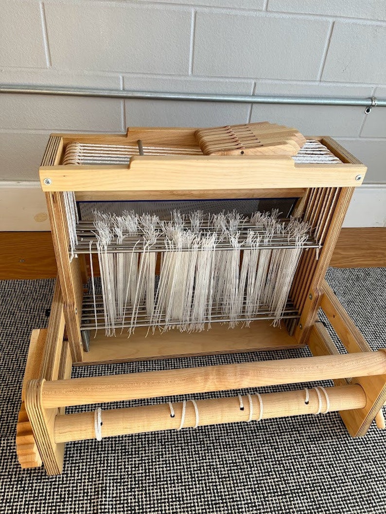 Woolhouse Tools 8-Shaft Norah Table Loom 16 Weaving Width image 6