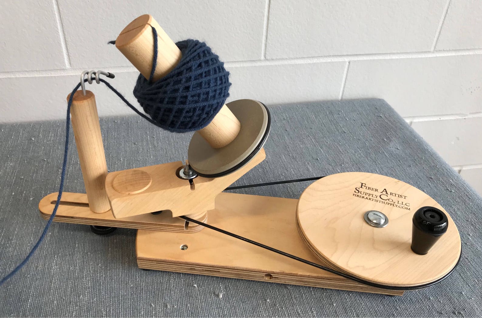 Maple Jumbo Yarn Ball Winder & Medium Maple Yarn Swift watch Etsy