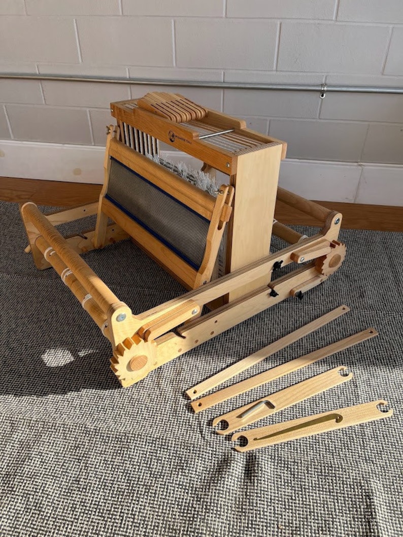 Woolhouse Tools 8-Shaft Norah Table Loom 16 Weaving Width image 4
