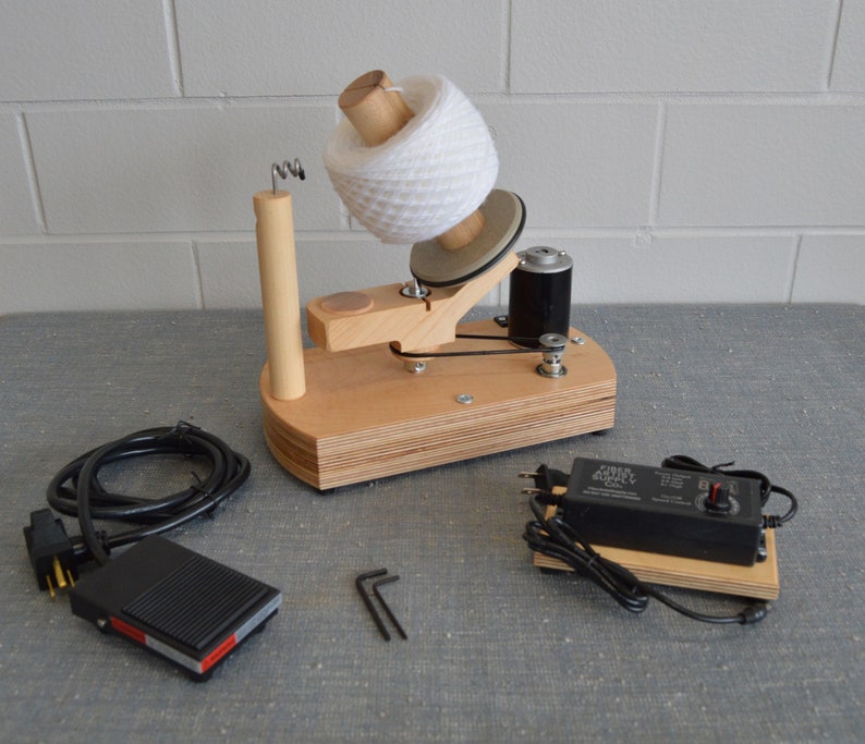 Fiber Artist Supply Winding Station with Electric Yarn