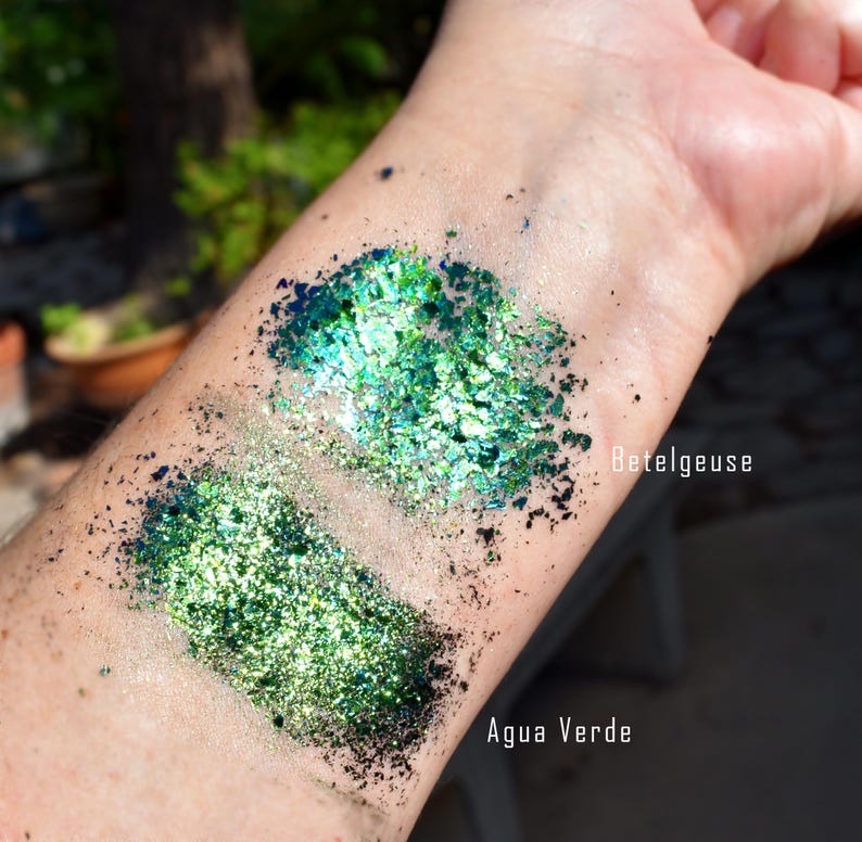 Betelgeuse Flake-Lumiere Lusters Color Shifting Metallic Foil Gilding Art Pigment- Non-Plastic for Cosmetic, Craft, Resin and Glass Art image 4