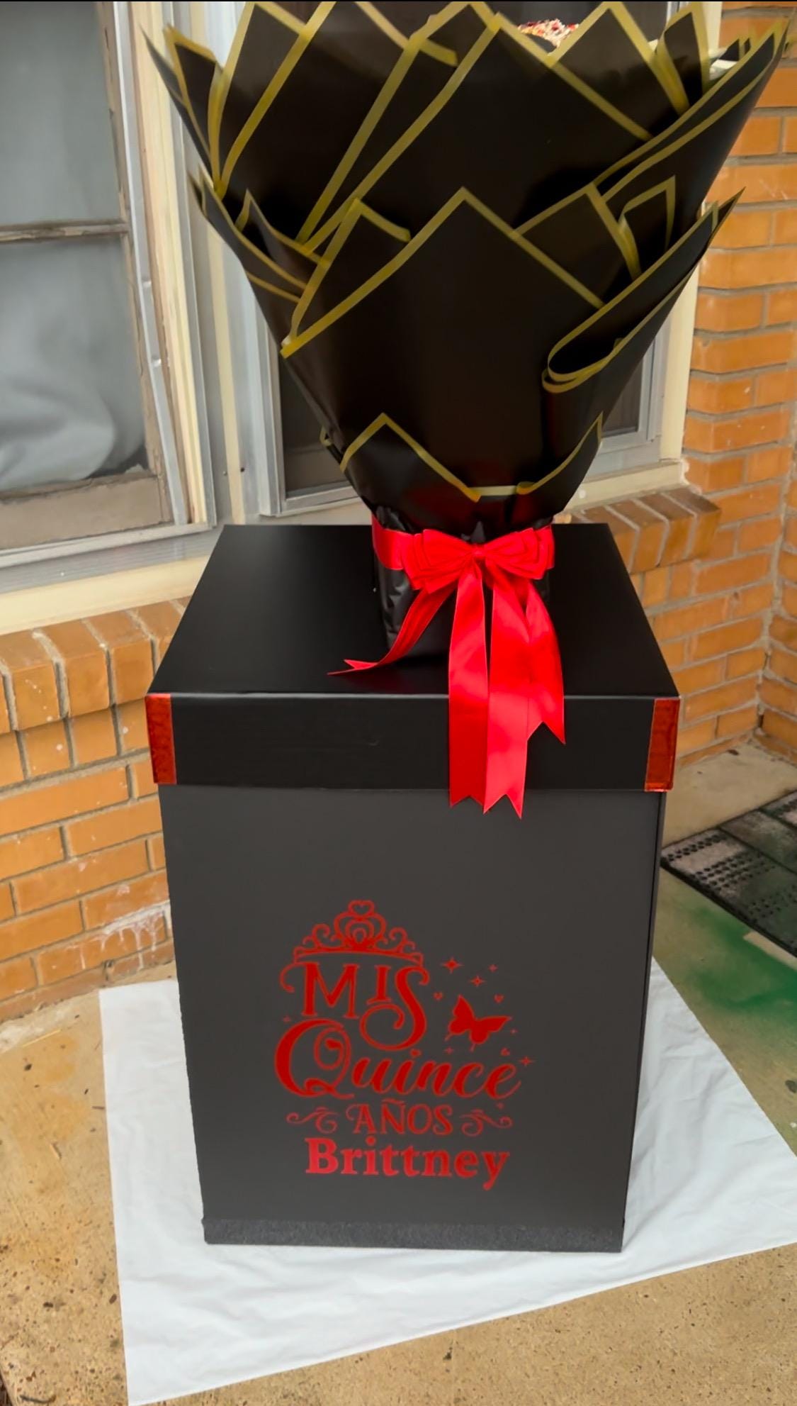 Giant Gift Box: Large Gift Box Measuring 57x60x66 Cm / Box for a