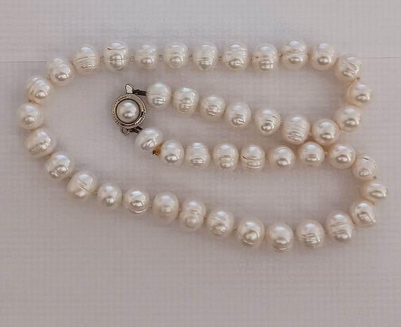 Fresh Water Pearl Necklace