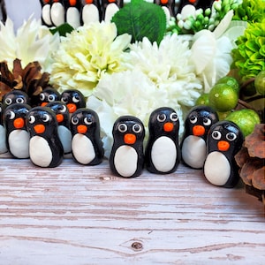 Super mini pingouins - Lot de 10, sculptures de pingouins de poche porte-bonheur faites main