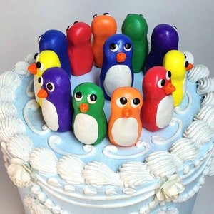 Mini pingouins arc-en-ciel - Lot de 6, sculptures de pingouins de poche porte-bonheur faites main