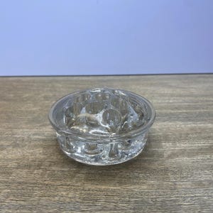 Vintage Glasblumen-Frosch - Bereit für Ihr Blumenarrangement!