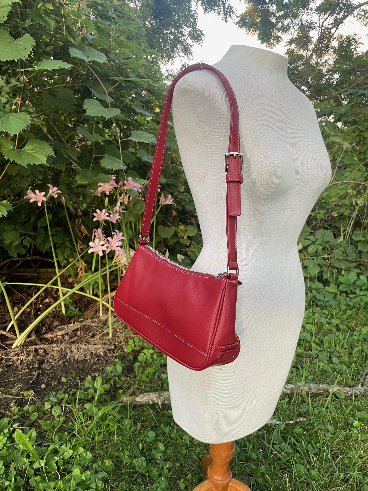 バッグ COACH HAMPTONS DEMI BAG RED 7785 バッグ COACH HAMPTONS DEMI BAG RED 7785 バッグ COACH HAMPTONS DEMI