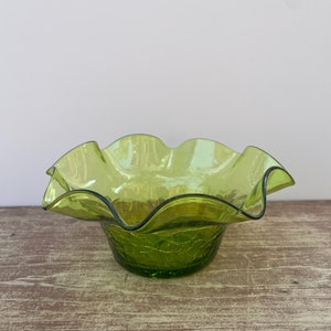 Vintage Blenko Green Crackle Glass Ruffled Edge Bowl
