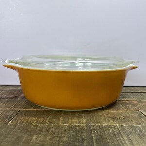 Vintage Pyrex Old Orchard 1 Pt Casserole Dish with Lid