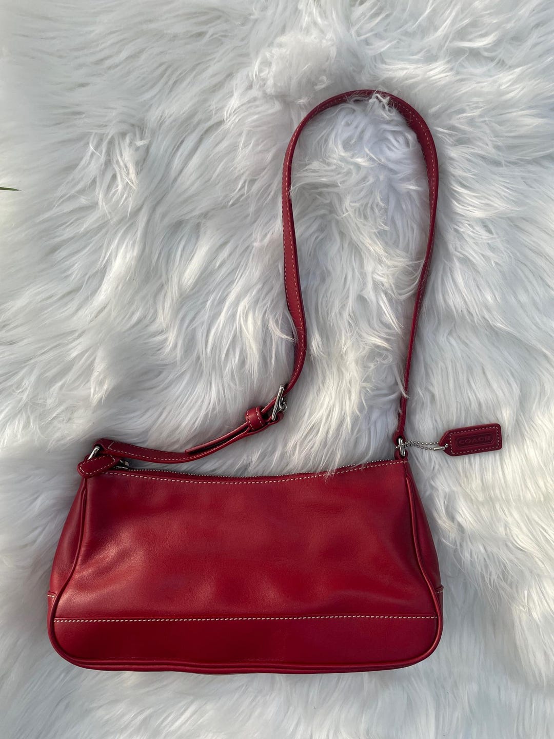 バッグ COACH HAMPTONS DEMI BAG RED 7785 Coach Red Leather Demi Pouch Handbag Bag 7785 Vintage Y2K