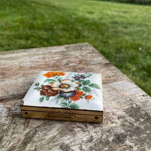 Vintage Gillette Tech Travel Safety Razor Kit in Floral Box with Mirror