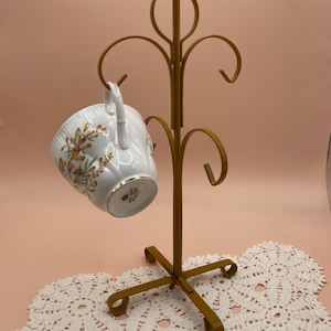 Vintage Yellow Coffee Mug Tree