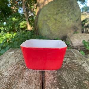 Vintage Red Pyrex Refrigerator Box 501