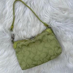 バッグ Vintage Coach Signature Pouch Green y2k Vintage Coach Signature Pouch Green y2k