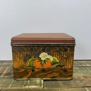 Vintage JL Clark Strawberry and Faux Wood Tin