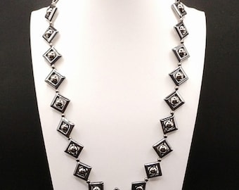 Collar de cuentas de hematita gris oscuro: cuentas con marco de diamante, joyería llamativa estilo steampunk gótico, longitud ajustable.