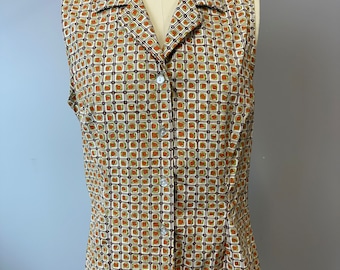 1970's Sleeveless blouse