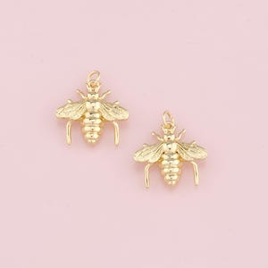 18K Gold Filled Bee Pendant,Bee Charm Bracelet Necklace for DIY Jewelry Making Supply