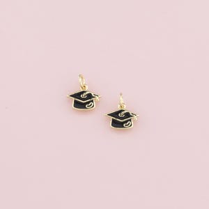 Colgante de birrete de soltero relleno de oro de 18 quilates, pulsera con dije de graduación esmaltado, collar para hacer joyas de bricolaje