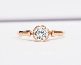 Round Bezel Lab Grown Diamond Engagement Ring: F-VS1, IGI Certified