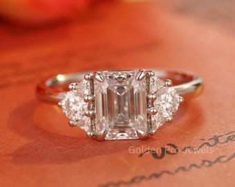 Emerald Cut CVD Diamond Engagement Ring: Cluster Solitaire, IGI Certified