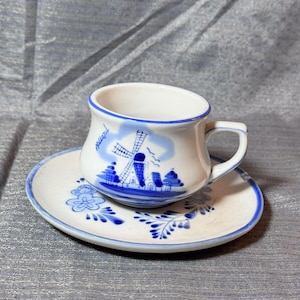 Delft Blue Handpainted Demitasse Cup Saucer 015022 Crown Stamp Windmill Holland