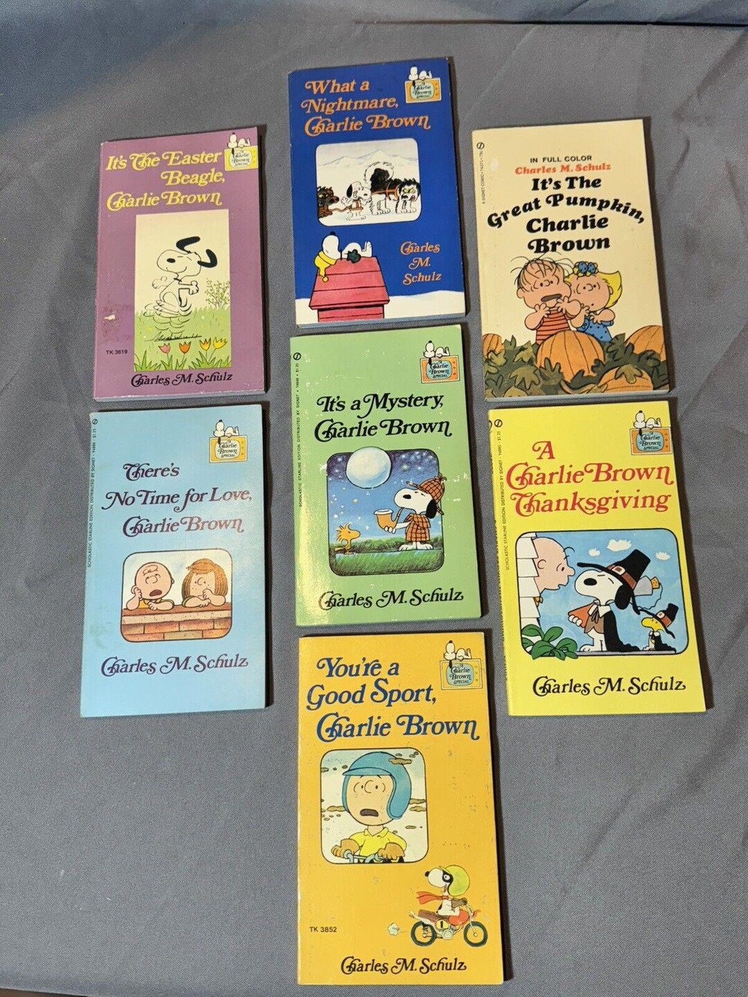Set of 7 Vintage Charlie Brown Special Peanuts Books Comics 1970s