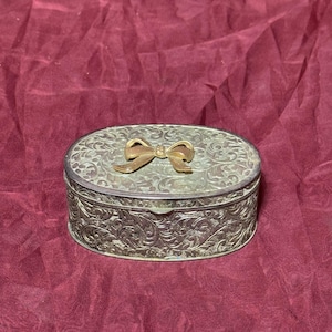 Vintage 4.5” Silver Plated Embossed Trinket Box Velvet-Lined Gold-Tone Bow