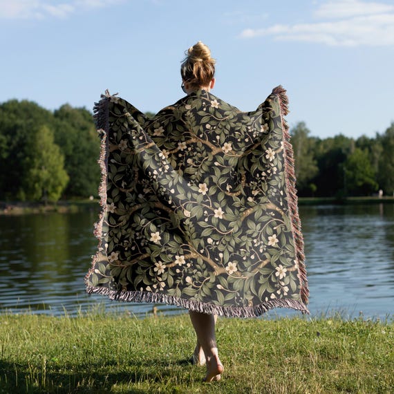 Dark Academia Floral Woven Blanket: Vintage Cottagecore Throw