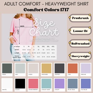 Pode incluir: Uma camiseta rosa para adultos da Comfort Colors 1717, com uma tabela de tamanhos em polegadas. A camisa &eacute; pr&eacute;-encolhida, macia e tem um ajuste mais solto. As op&ccedil;&otilde;es de cores incluem musgo, ba&iacute;a, marfim, mostarda, pimenta, inhame e orqu&iacute;dea.