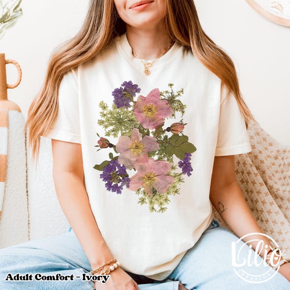 Real Pressed Flower Tee – Floral Comfort Colors Soft Girl T-Shirt with Wild Rose & Verbena, Cottagecore Boho Aesthetic Botanical Garden Gift