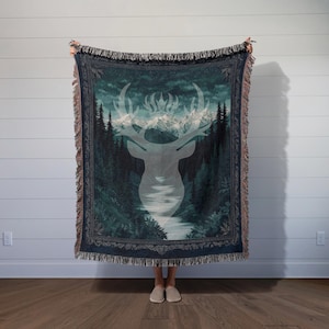 Throne of Glass Terrasen Fireheart Woven Blanket - Cozy Fantasy-Inspired Throw Blanket Perfect for Book Lovers and Sarah J Maas Fans